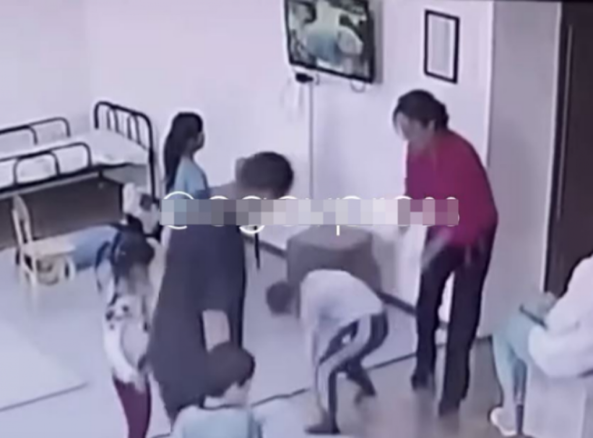 Воспитатель центра для инвалидов избила ребенка в Атырауской области