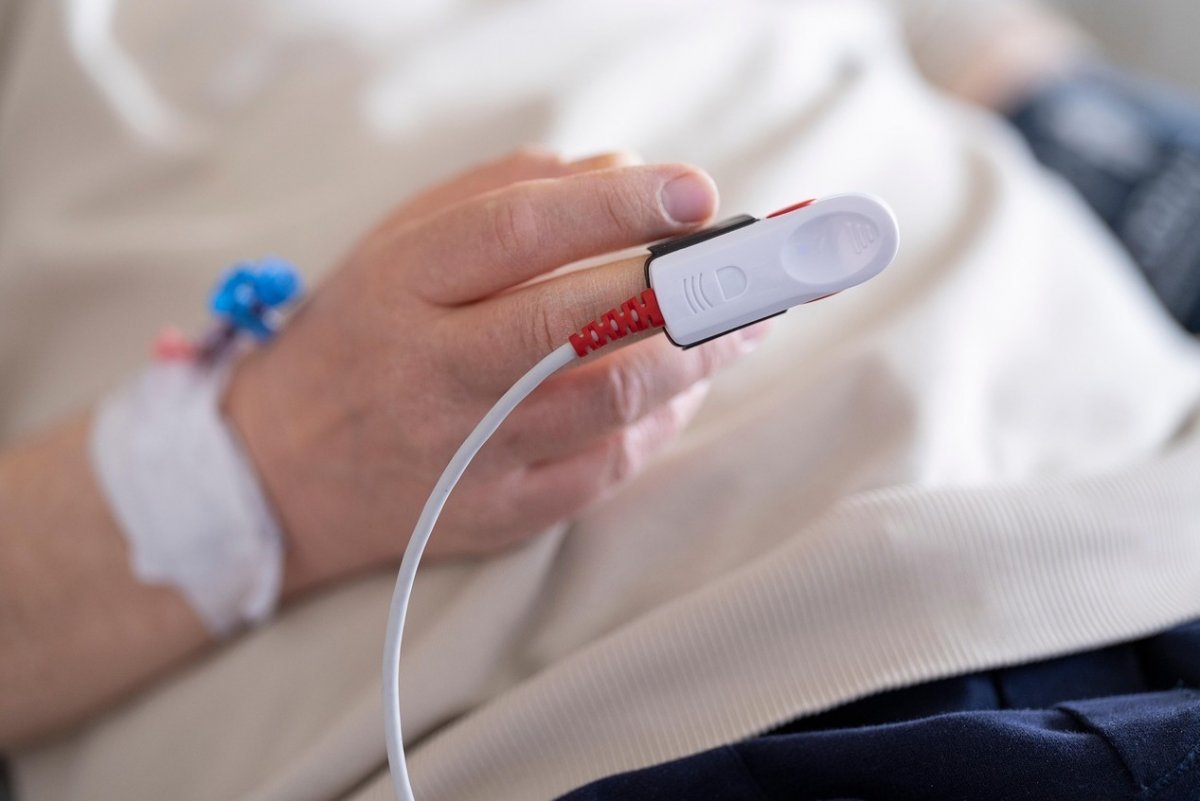 Взрыв газа в Актау: медики рассказали о состоянии пострадавших