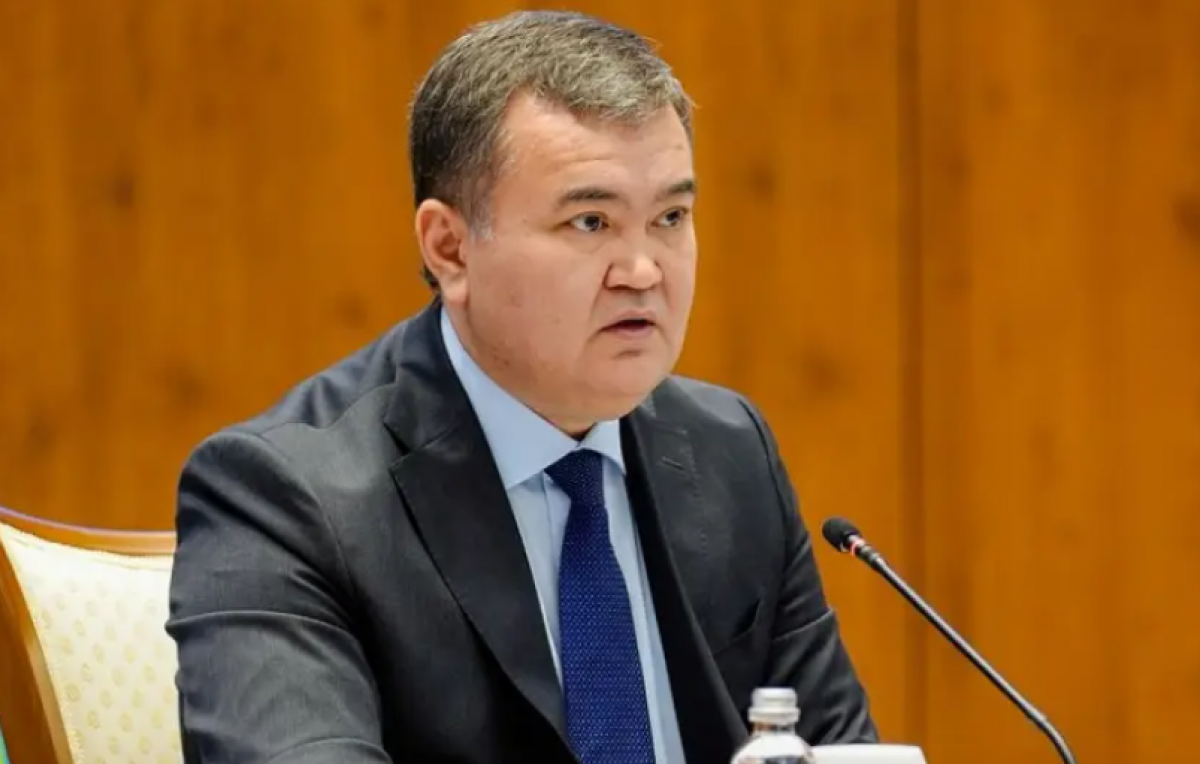 Аким Астаны уходит с поста? Ответ Жениса Касымбека