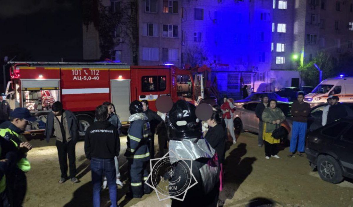 70 человек эвакуировали ранним утром спасатели в Актау