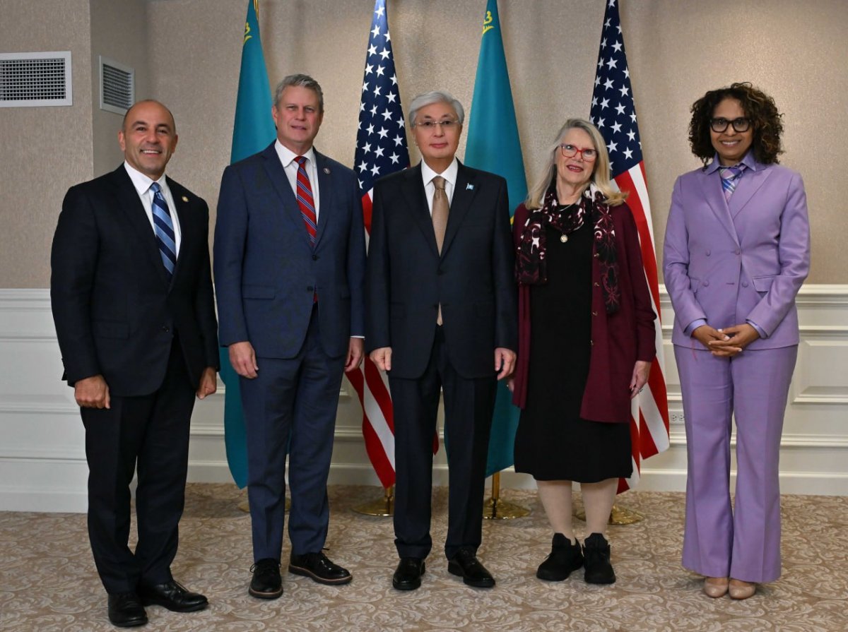 Токаев пригласил американских парламентариев посетить Казахстан