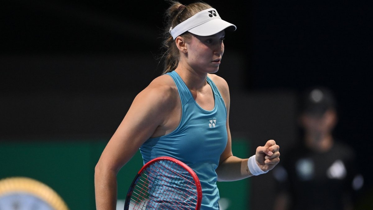 С кем сразится Елена Рыбакина в полуфинале Итогового турнира WTA-2025