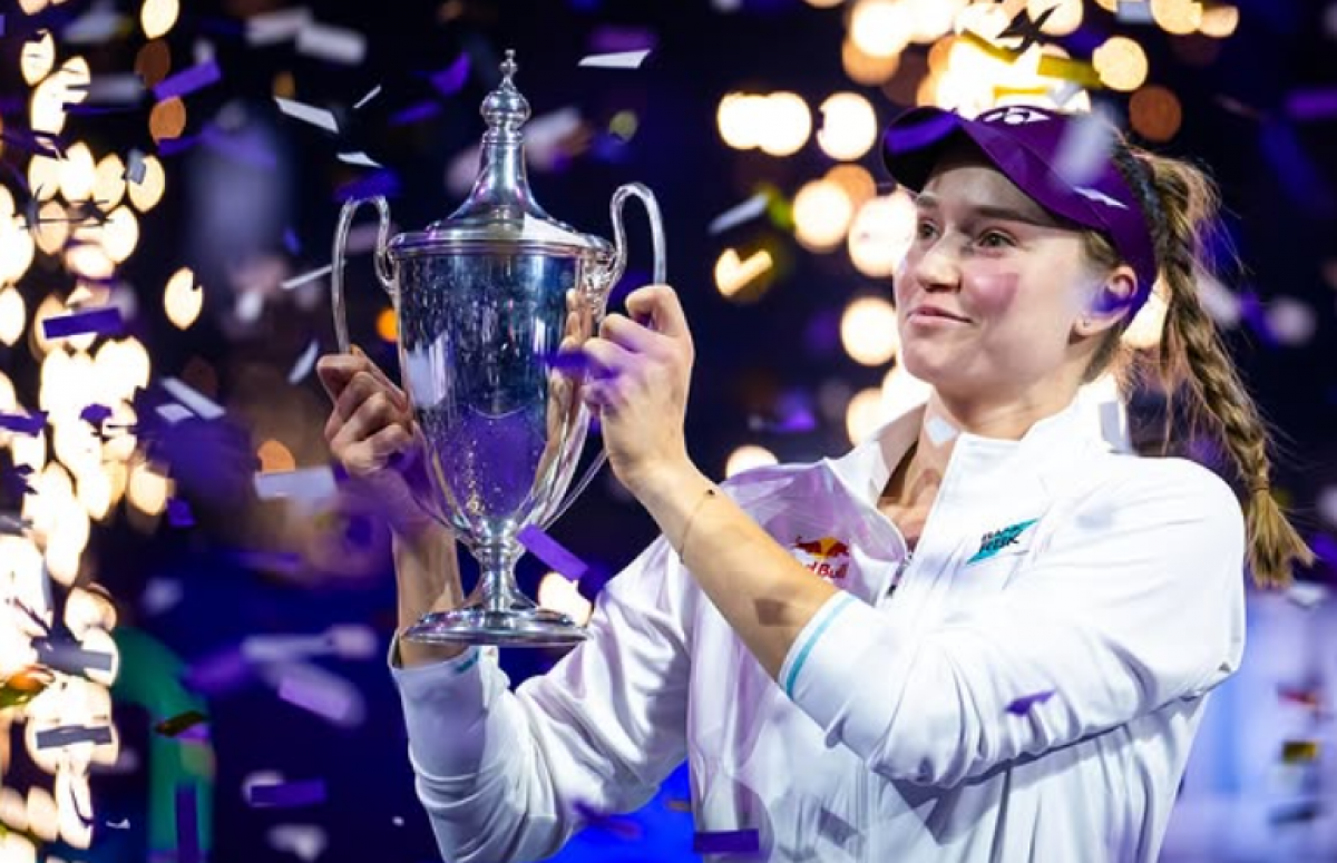 Рыбакину раскритиковали после финала Итогового турнира WTA