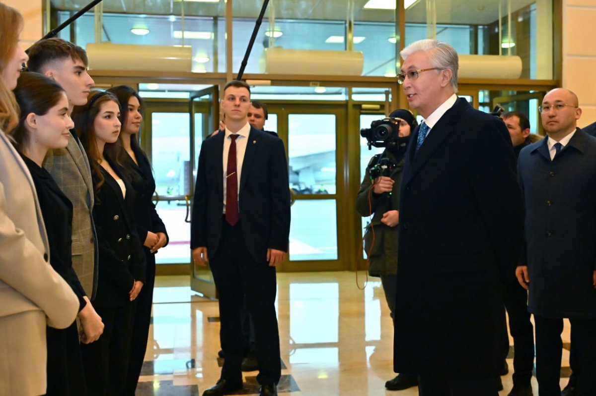 Токаев побеседовал со студентами МГИМО на казахском языке