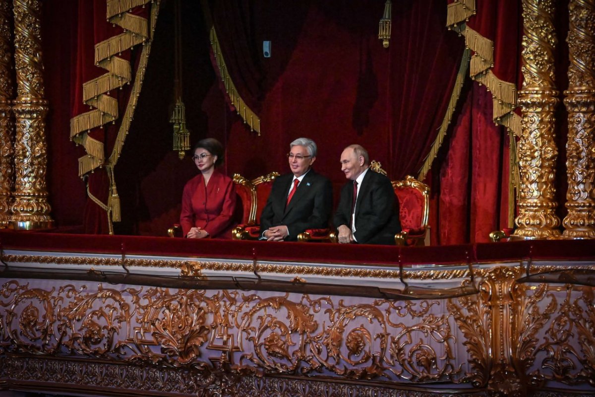 Президенты Казахстана и России посетили Гала-концерт