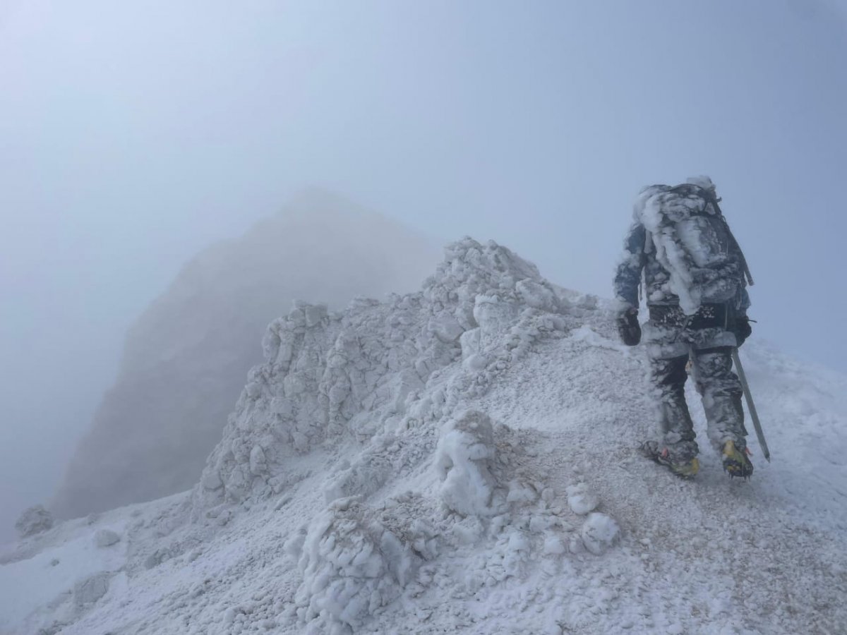 Флаг Казахстана покорил все континенты: Ғалымжан Құспанов завершил проект "7 Вулканов"