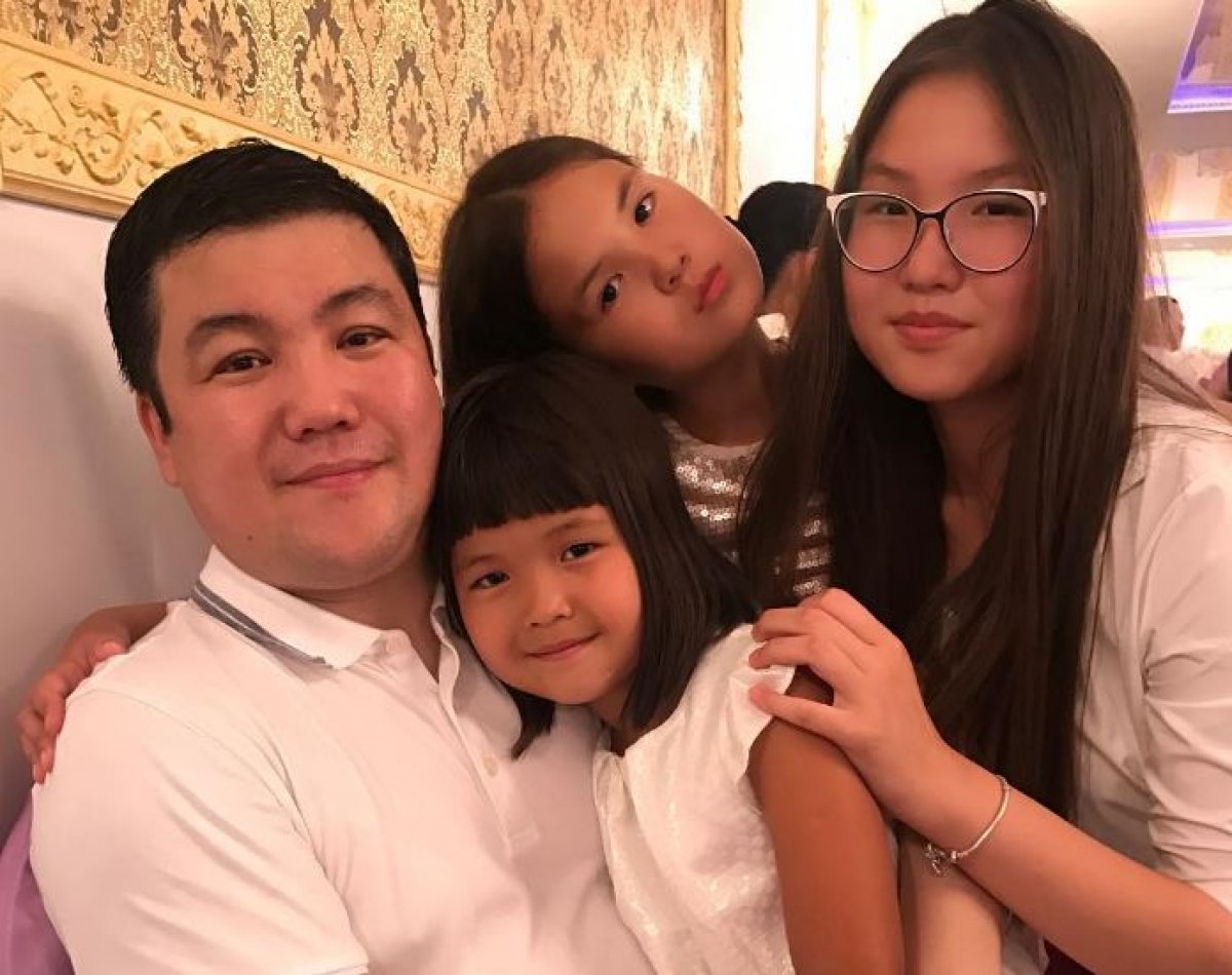 Дочь Турсынбека Кабатова вышла на подиум (ВИДЕО)