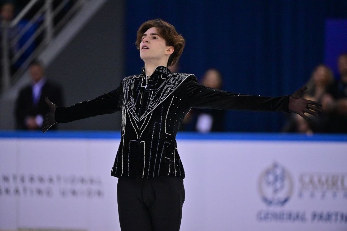 Казахстанский фигурист пробился в финал Гран-при