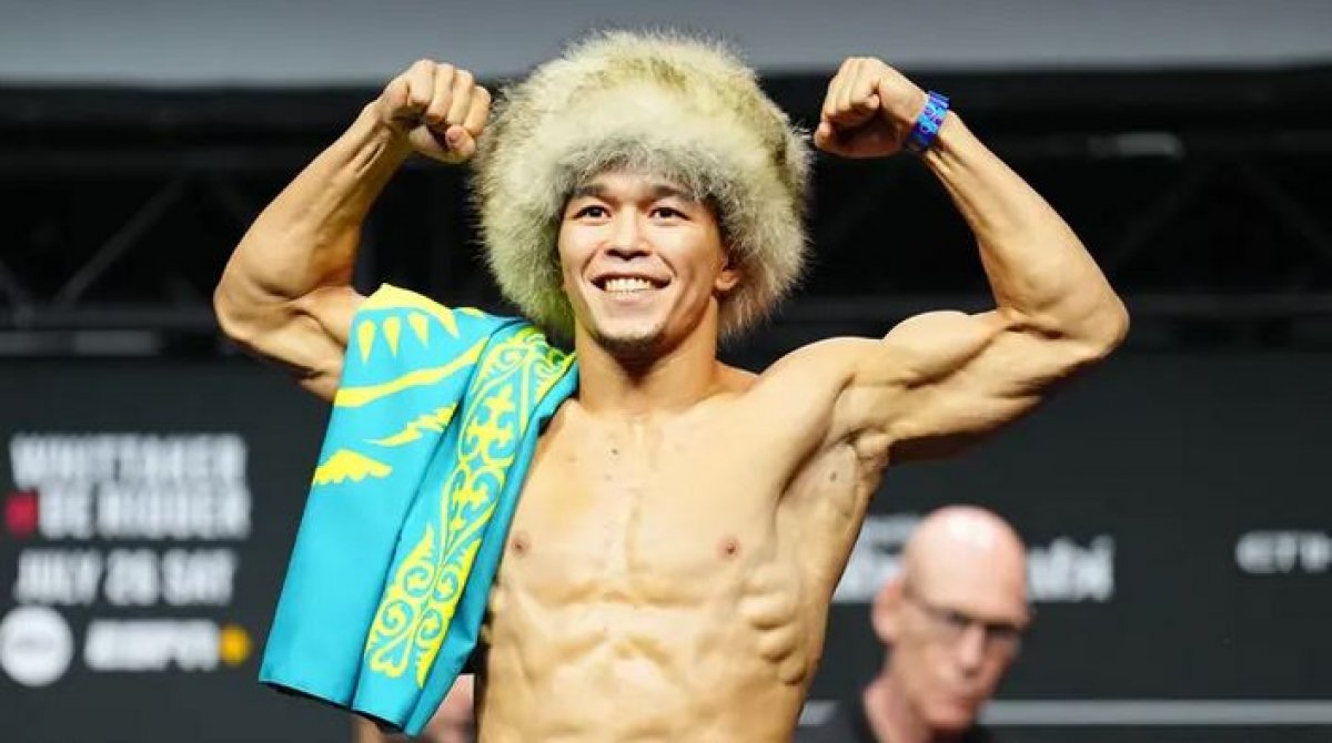Казахстанский боец ворвался в топ-лидеров UFC
