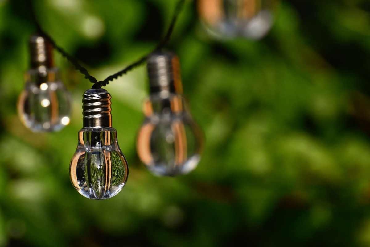 Где и когда отключат свет в Алматы