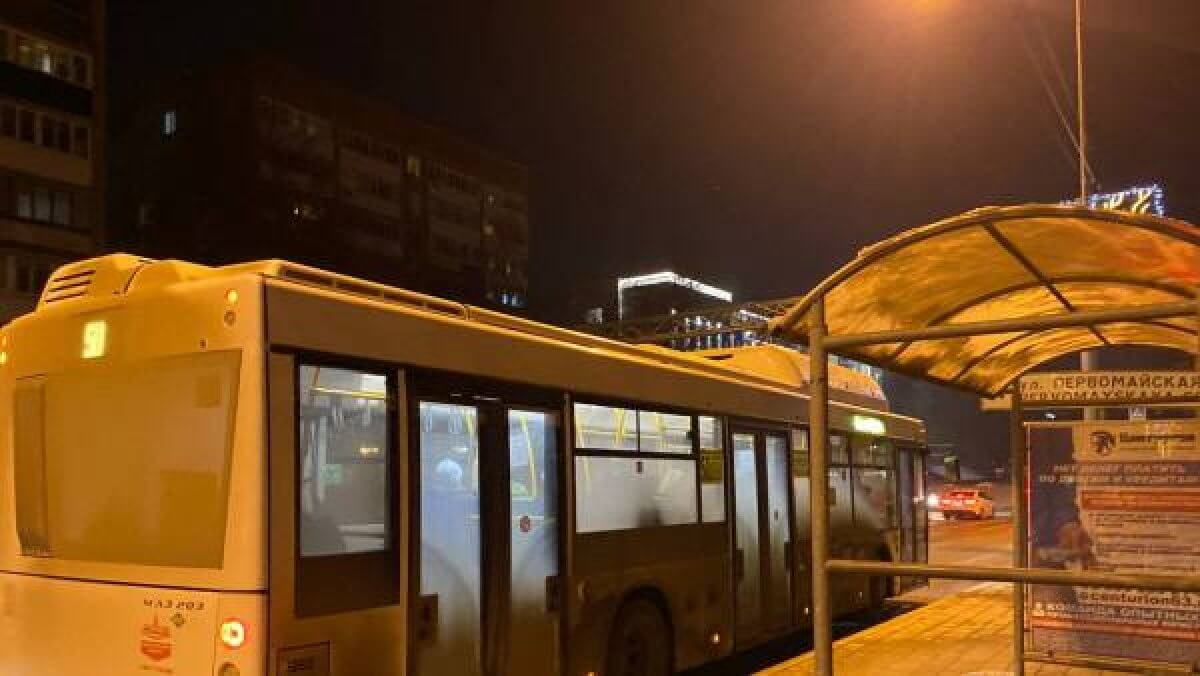 Кондуктор выгнала ребенка из автобуса в Абайской области