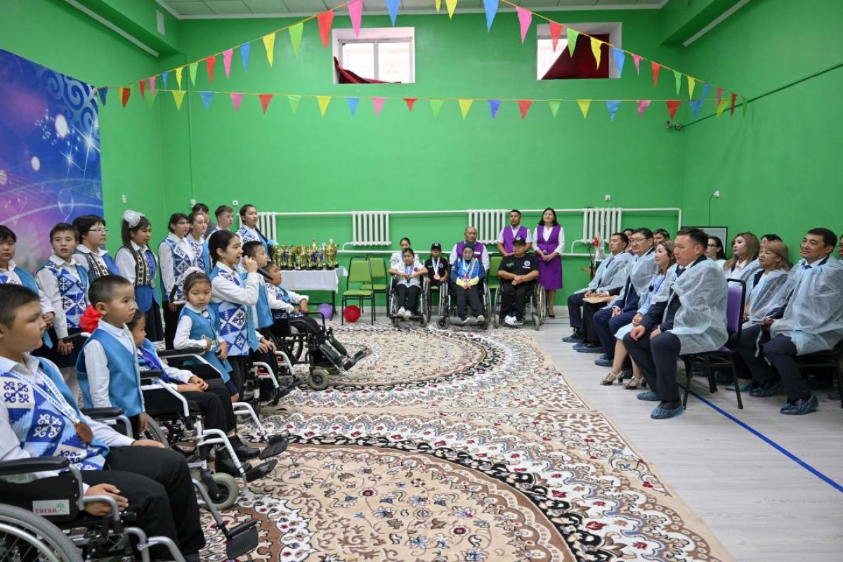 Разные – равные