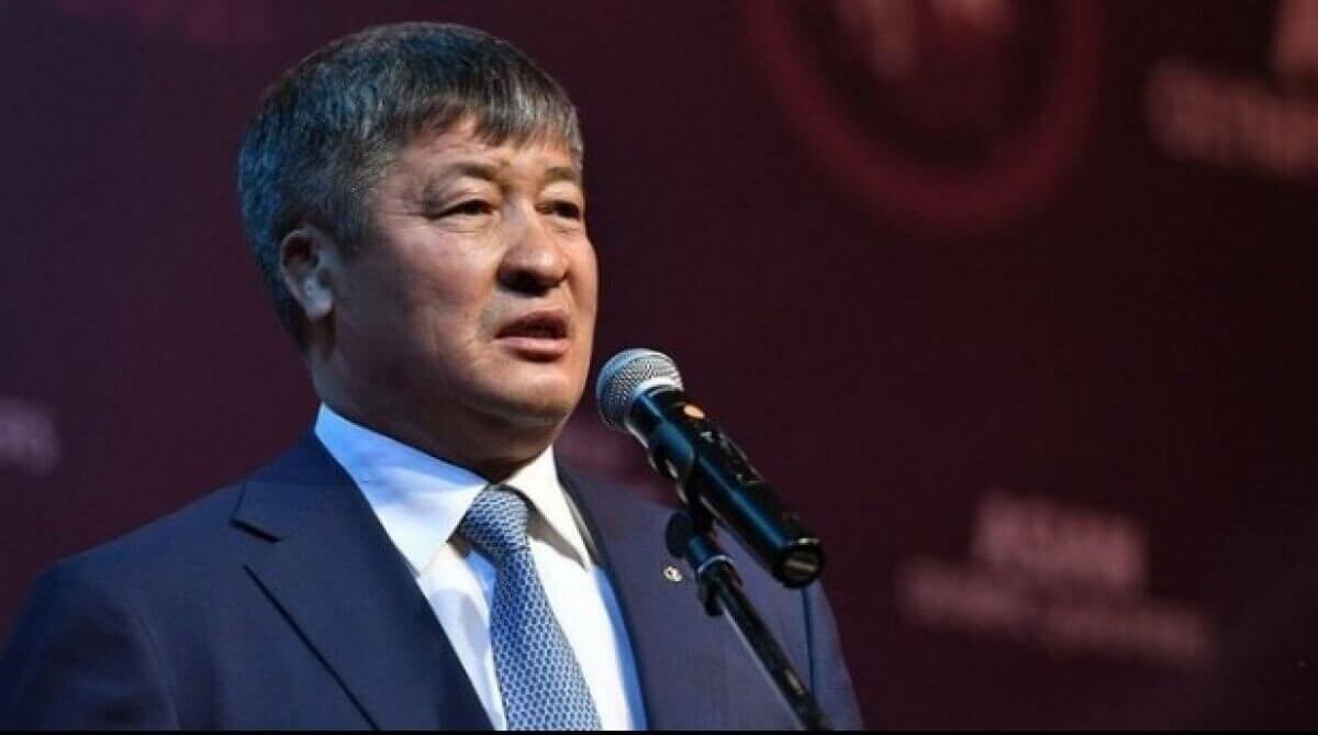 Даулет Турлыханов покинул пост главы Федерации борьбы Казахстана