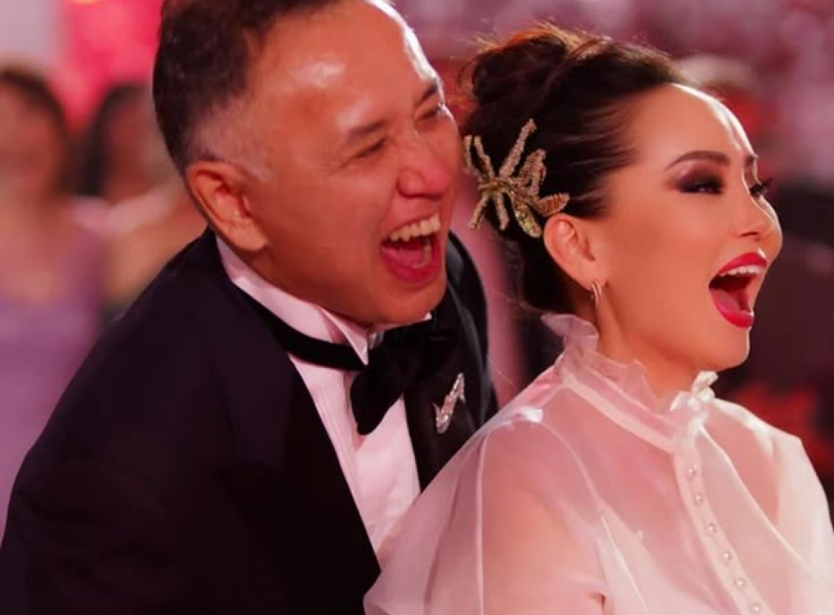 Баян и Турсен Алагузовы празднуют день свадьбы