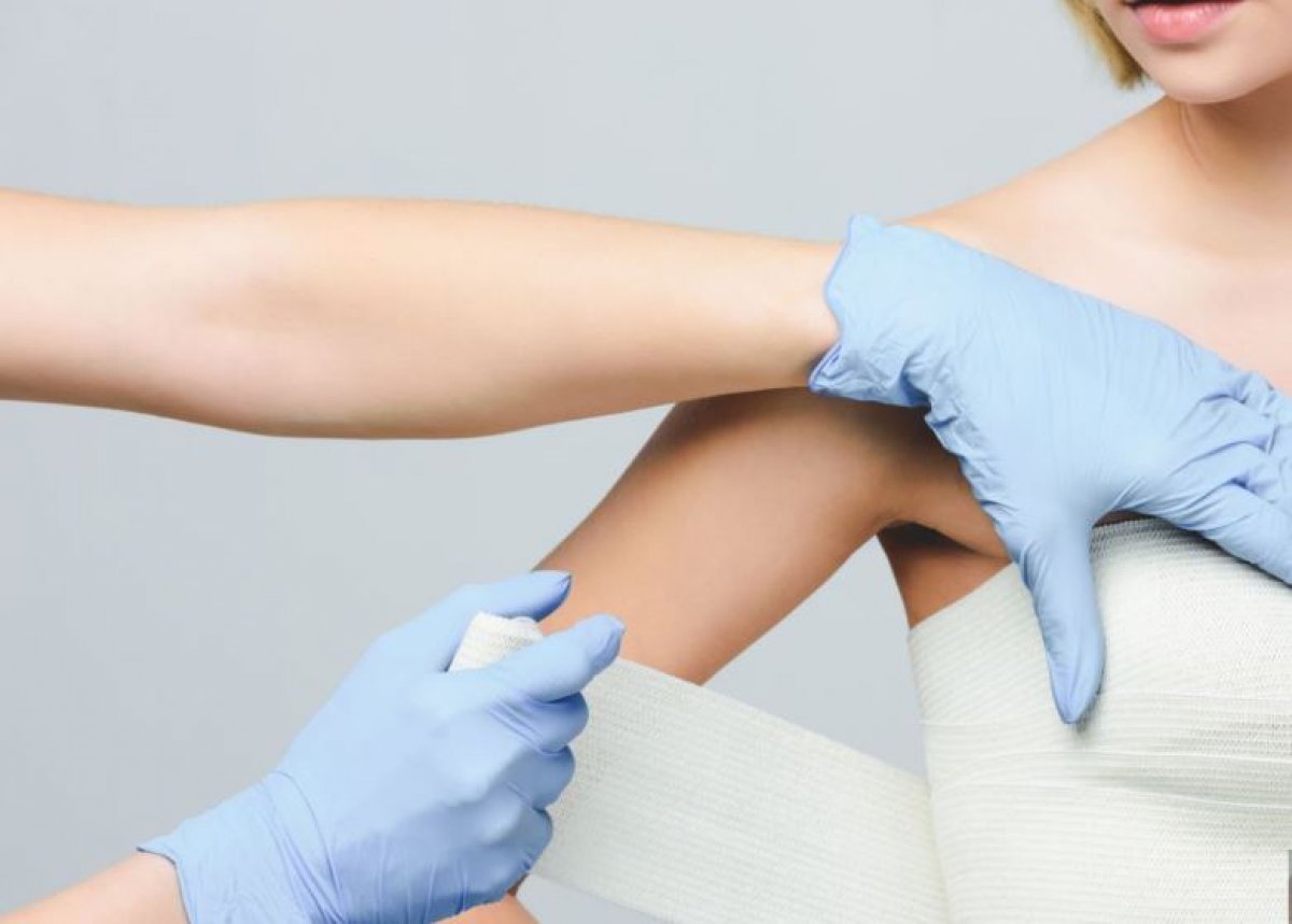 Казахстанцам запретили тратить пенсионные на пластические операции