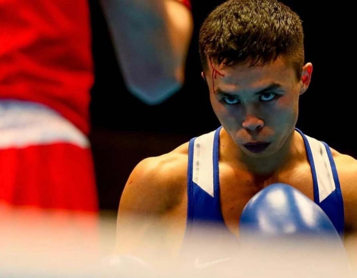 Казахстанец завоевал золото чемпионата мира по боксу
