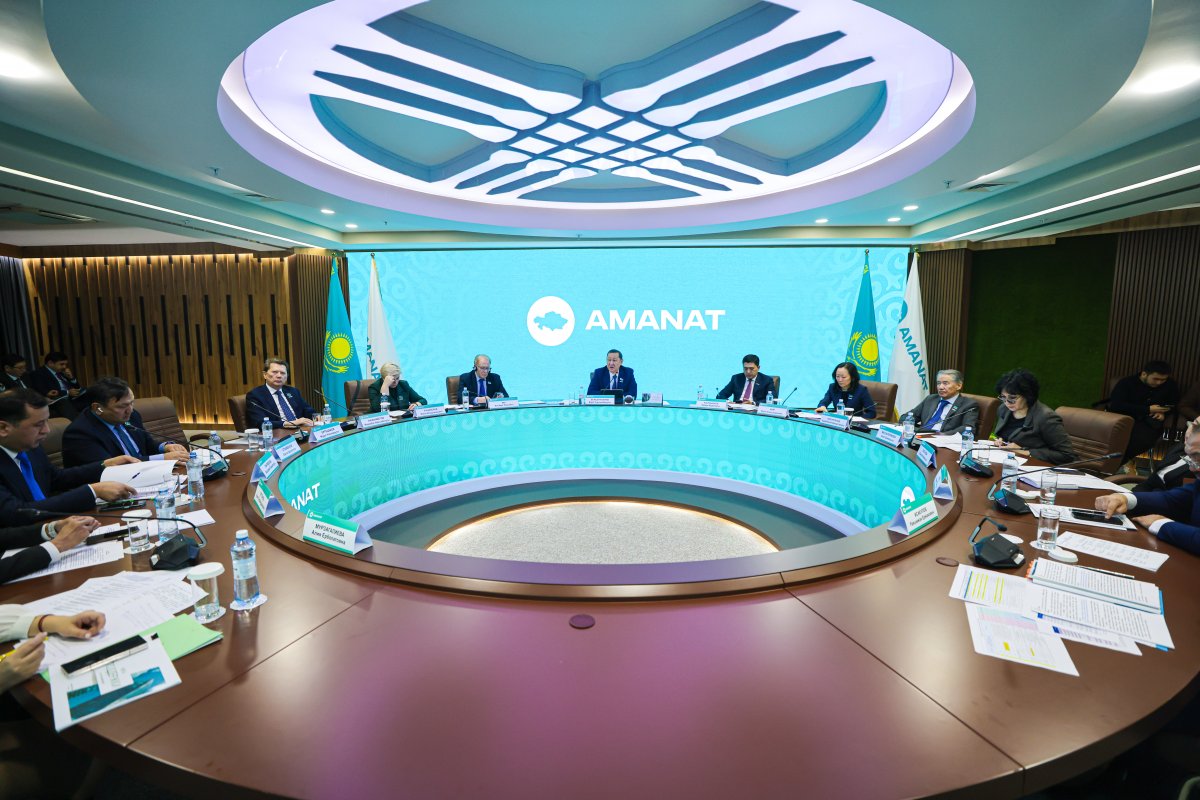 AMANAT: Моногорода должны быть точками роста экономики, а не хронической проблемой