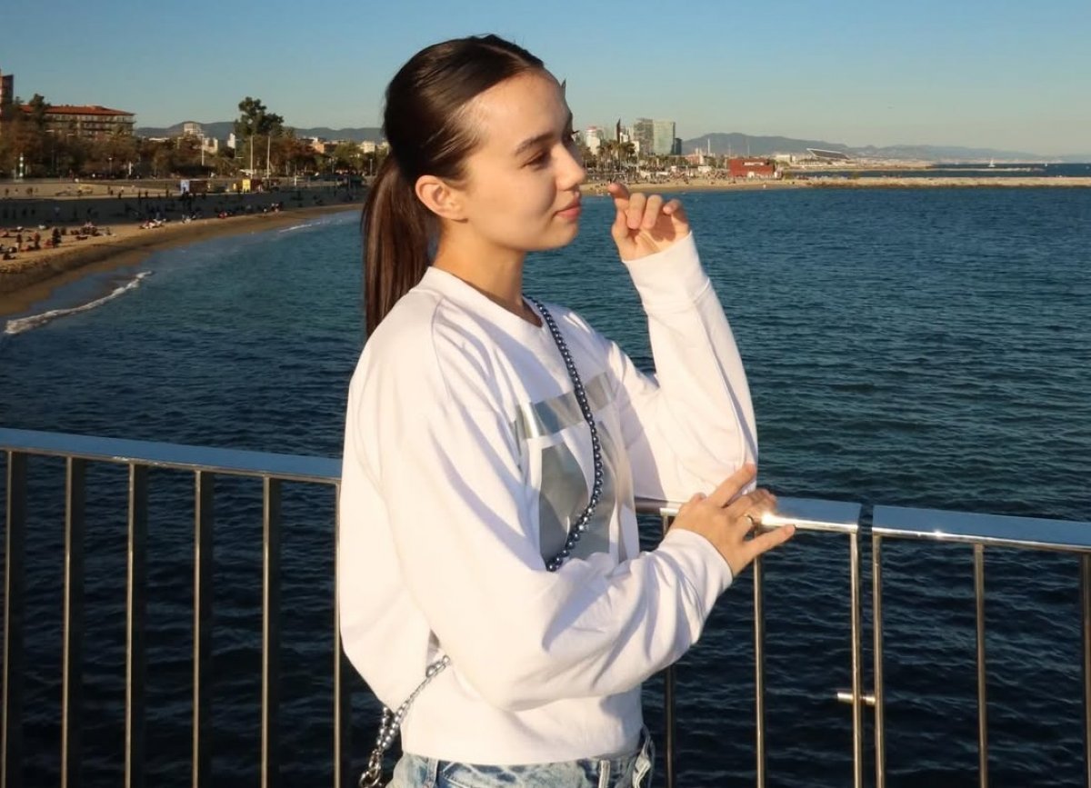 Сестра Димаша Кудайбергена опубликовала патриотический ролик (ВИДЕО)