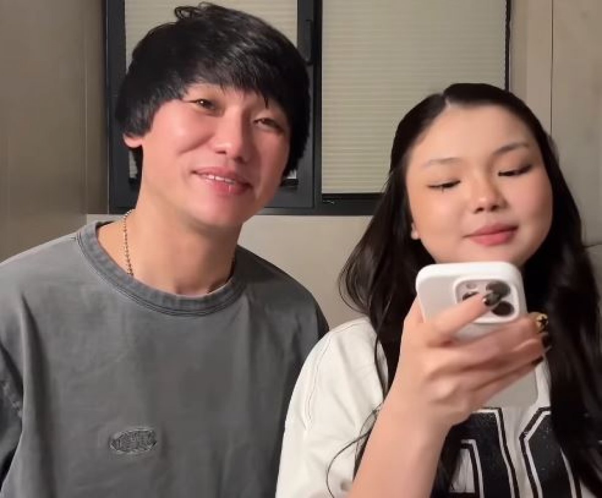 Кайрат Нуртас рассказал дочери, зачем носит очки (ВИДЕО)