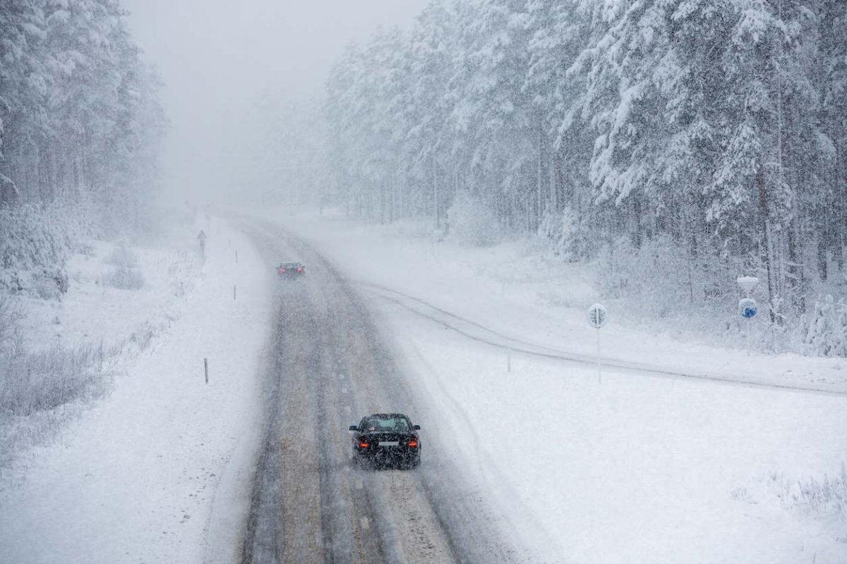 Осадки затруднят движение транспорта на трассах в 13 областях Казахстана