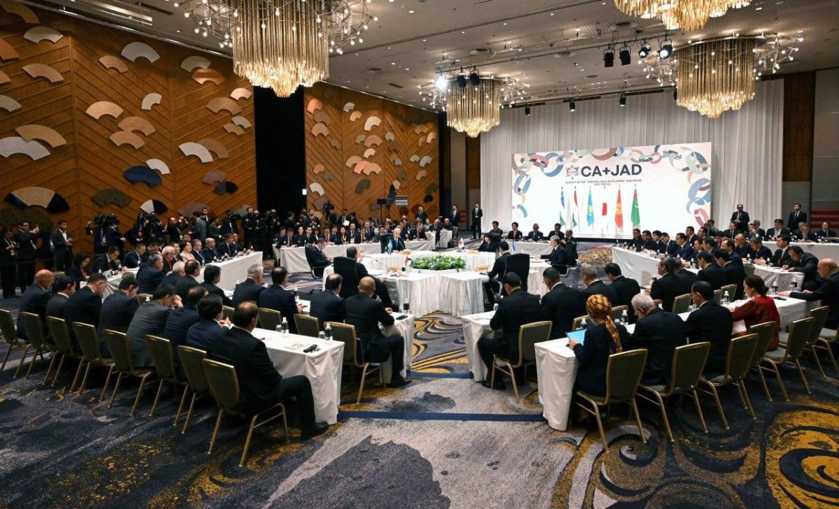 Япония подключится к развитию порта Актау и Среднего коридора