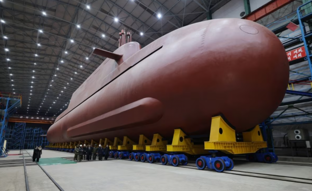 Свою первую атомную подводную лодку показали в КНДР