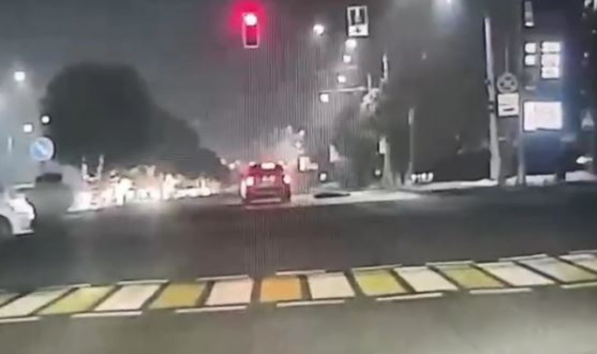 Девушка попала под автомобиль на "зебре" в Алматы