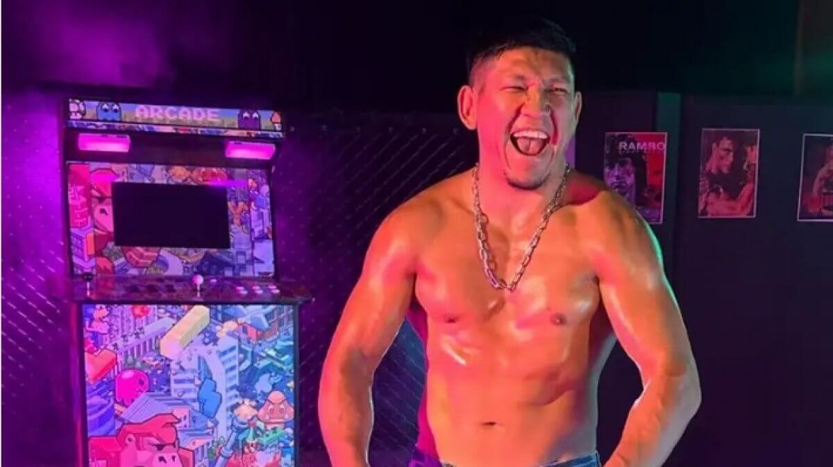 Куат Хамитов заявил о готовности выйти на замену в бою с Арманом Царукяном (ВИДЕО)