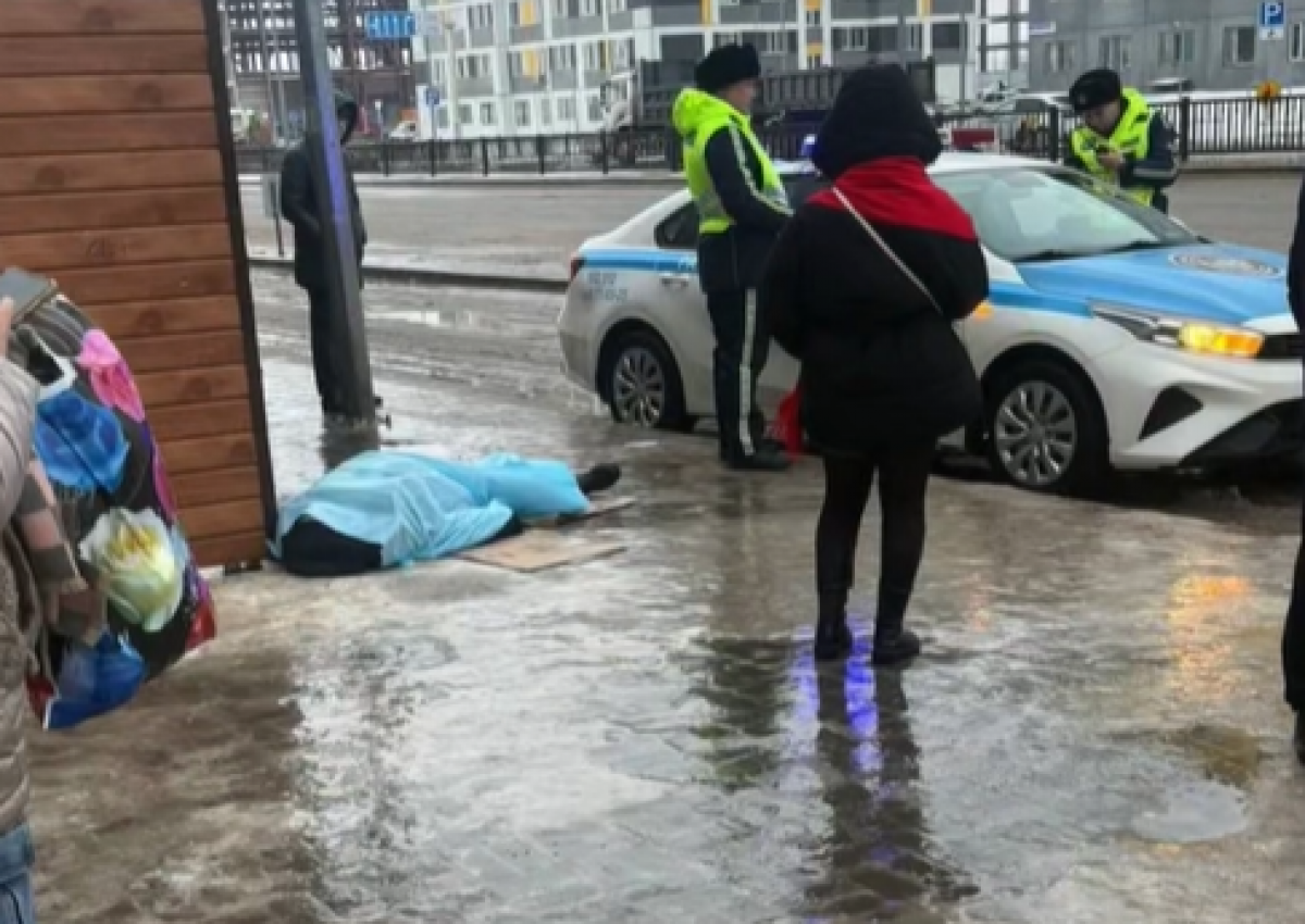 Тело мужчины найдено на остановке Астаны