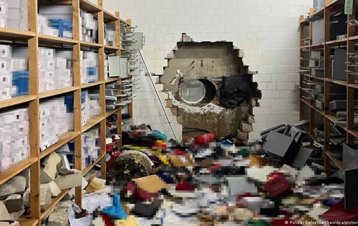 2700 клиентов пострадали: в Германии расследуют масштабное ограбление банка