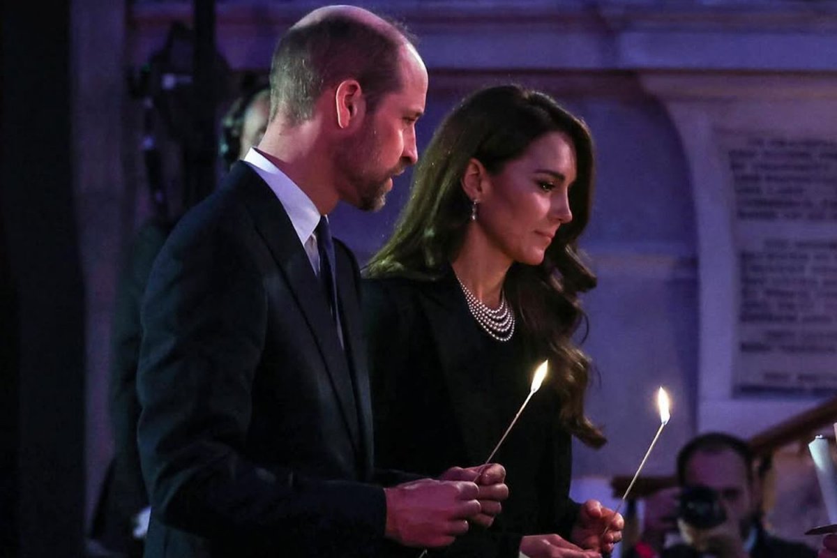 Кейт Миддлтон и принц Уильям показали редкие кадры из жизни королевской семьи