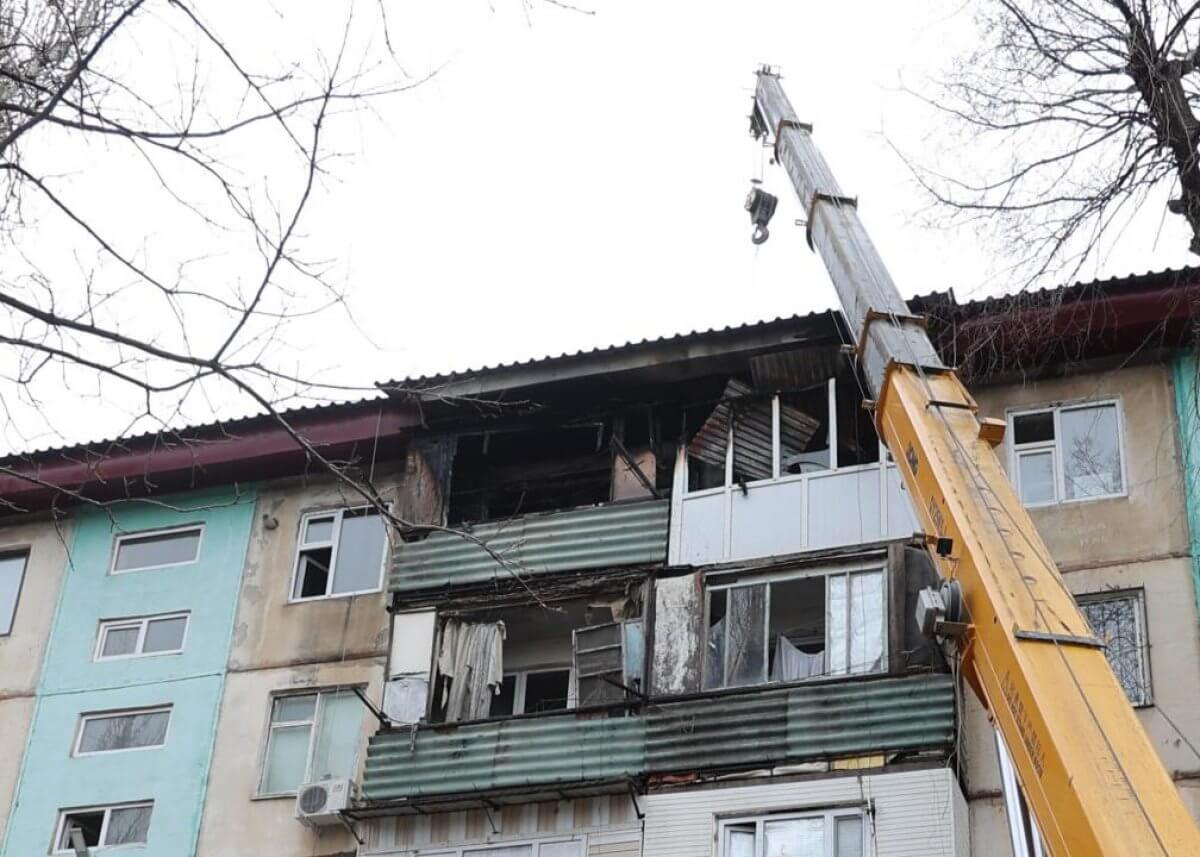 Чрезвычайную ситуацию объявили после пожара в жилом доме в Таразе