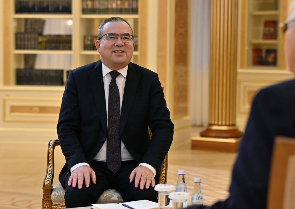 Меня не интересует содержание таких бесед – Токаев о поездке Назарбаева в Москву