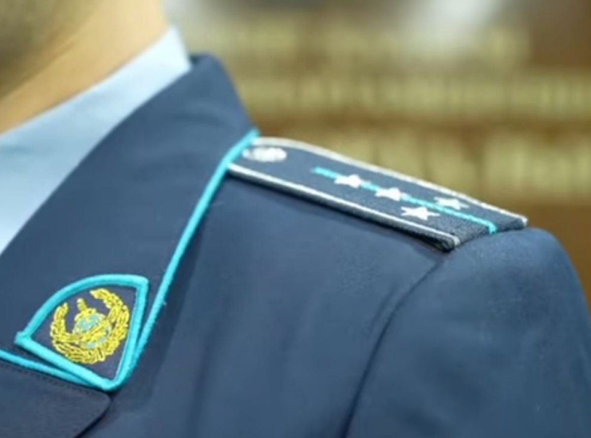Полицейских подозревают в получении взятки в Атырауской области