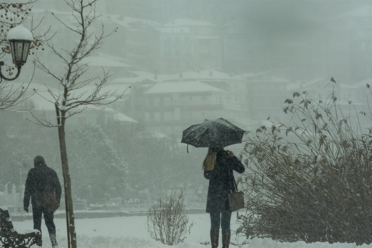 Снегопады, метель и гололед ожидаются в ряде регионов Казахстана