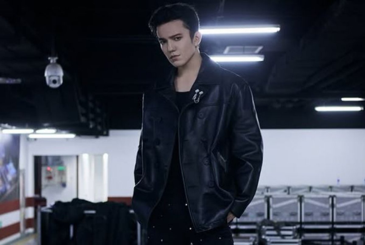 Поклонники Димаша Кудайбергена помогли детям по всей Латинской Америке