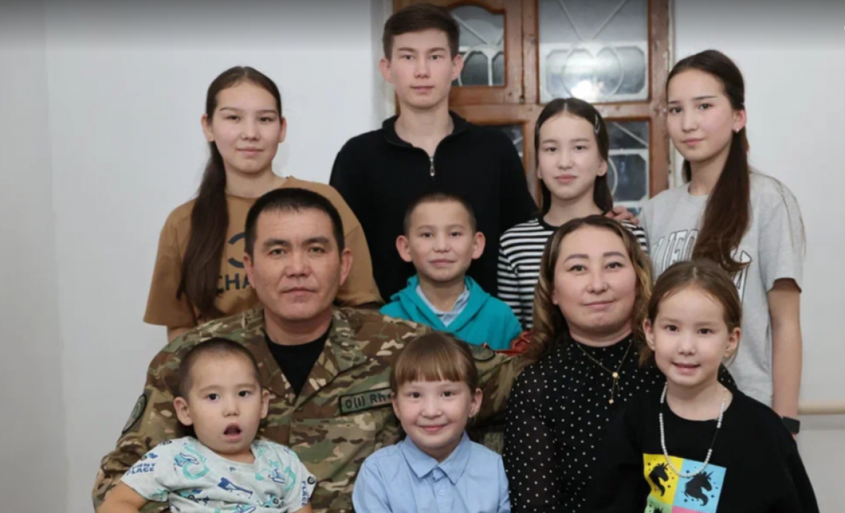 Отец восьмерых детей служит в Национальной гвардии Казахстана