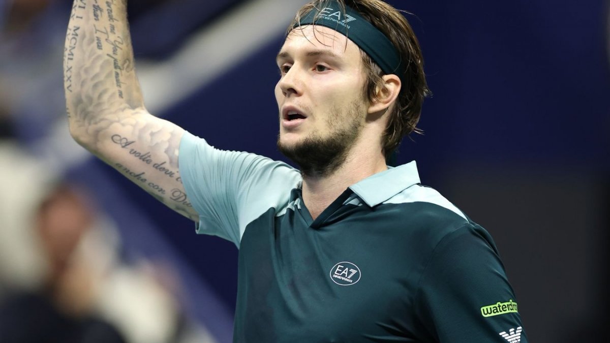 Александр Бублик впервые в карьере вошел в топ-10 рейтинга ATP