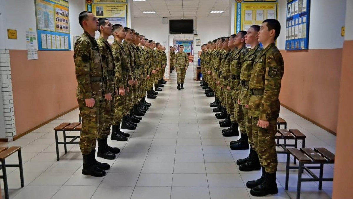 В армии Казахстана выстроили систему обратной связи для солдат и их семей