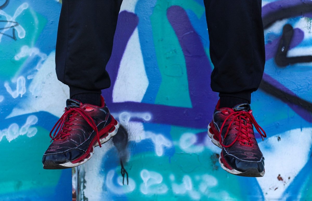 Мужчина украл Armani за 129 тысяч тенге в торговом центре Кокшетау