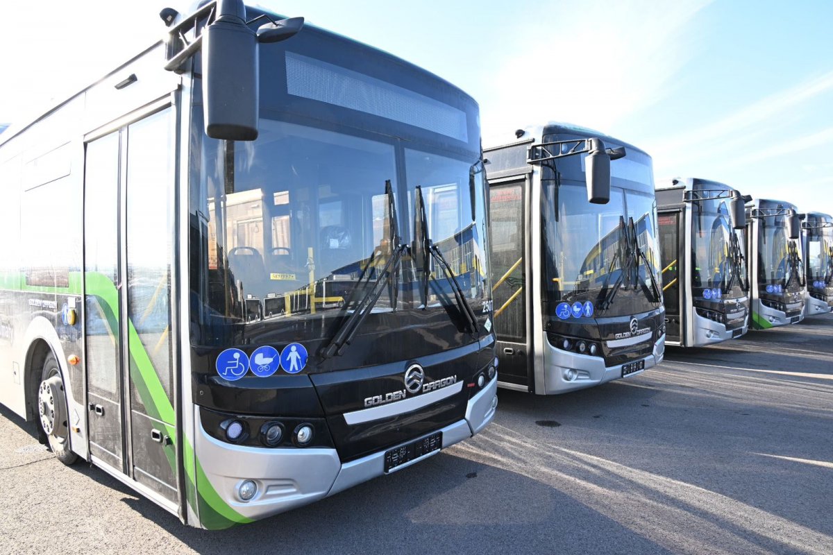 Маршруты двух автобусов временно изменятся в Алматы