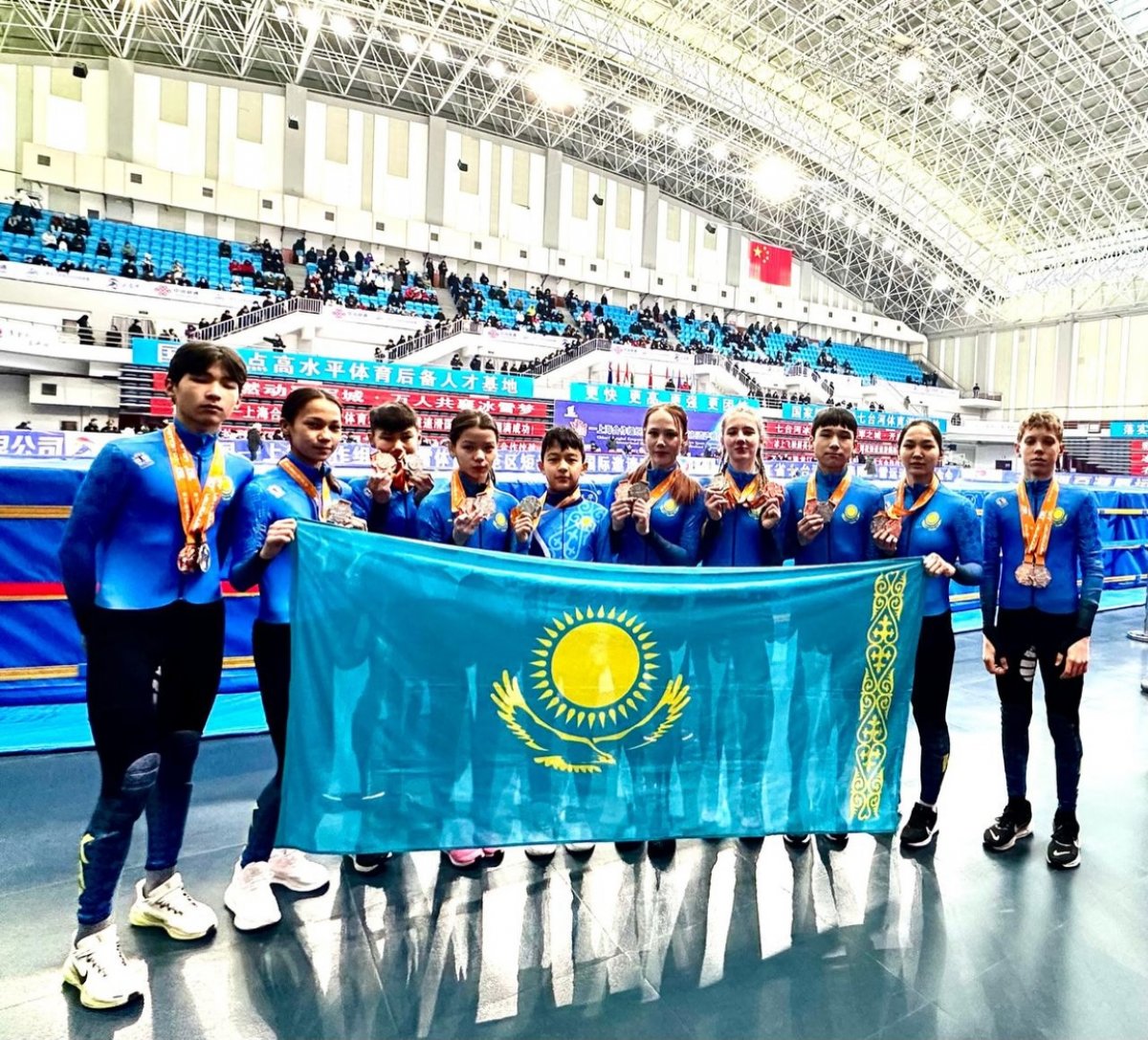 Сборная Казахстана стала призером международного турнира по шорт-треку