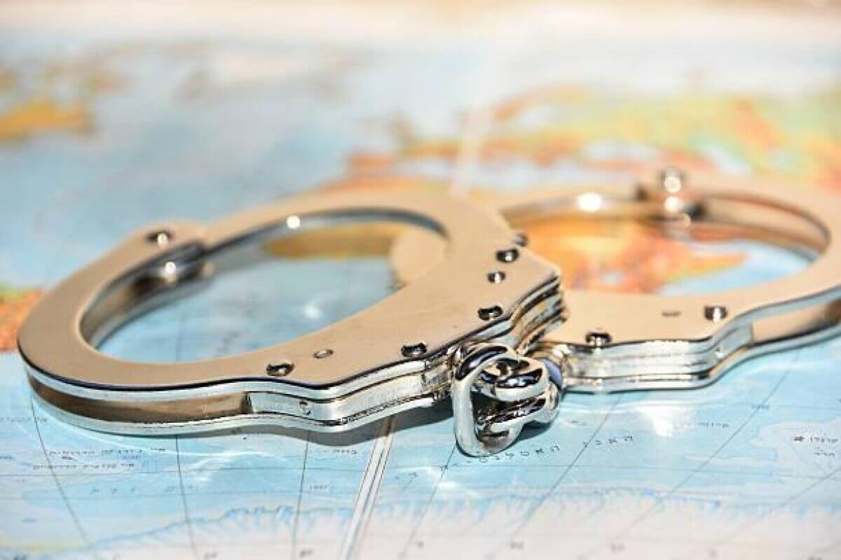 Скрывался три года в Испании: экс-таможенника экстрадировали в Астану