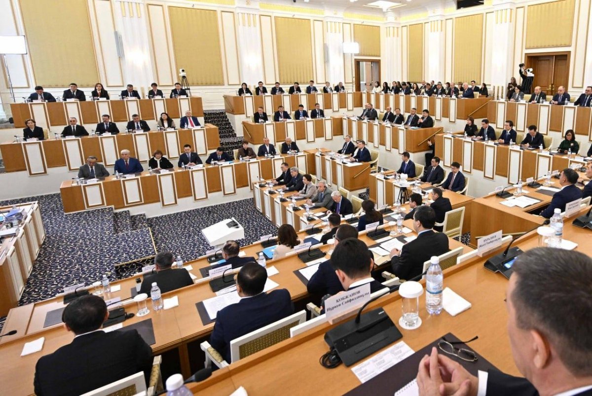 Артур Ластаев предложил закрепить в Конституции абсолютный приоритет права на жизнь