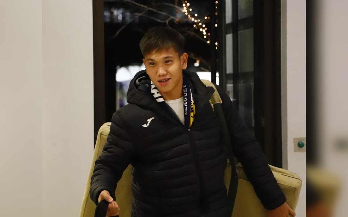 Футболисты “Кайрата” прилетели в Лондон