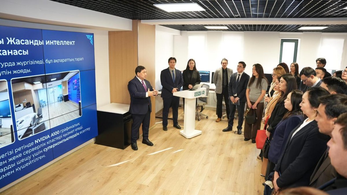 От "E-Қызмет" до Smart HR: как Казахстан внедряет ИИ в государственное управление