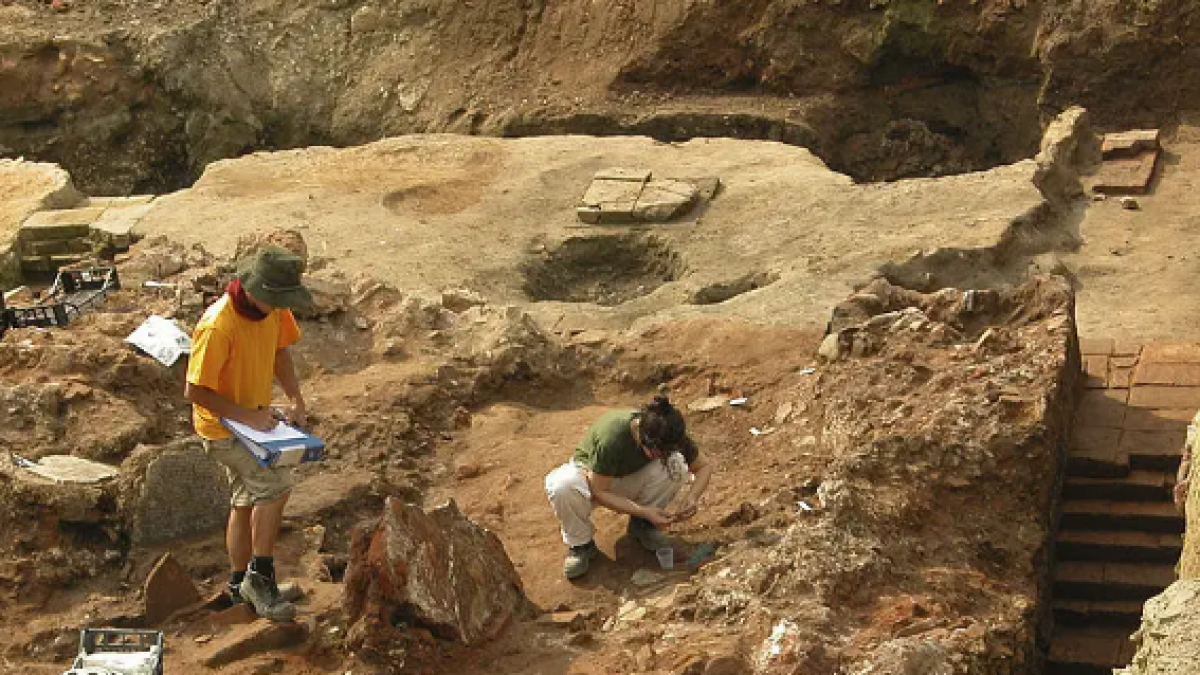 Три древних поселения обнаружили атырауские археологи