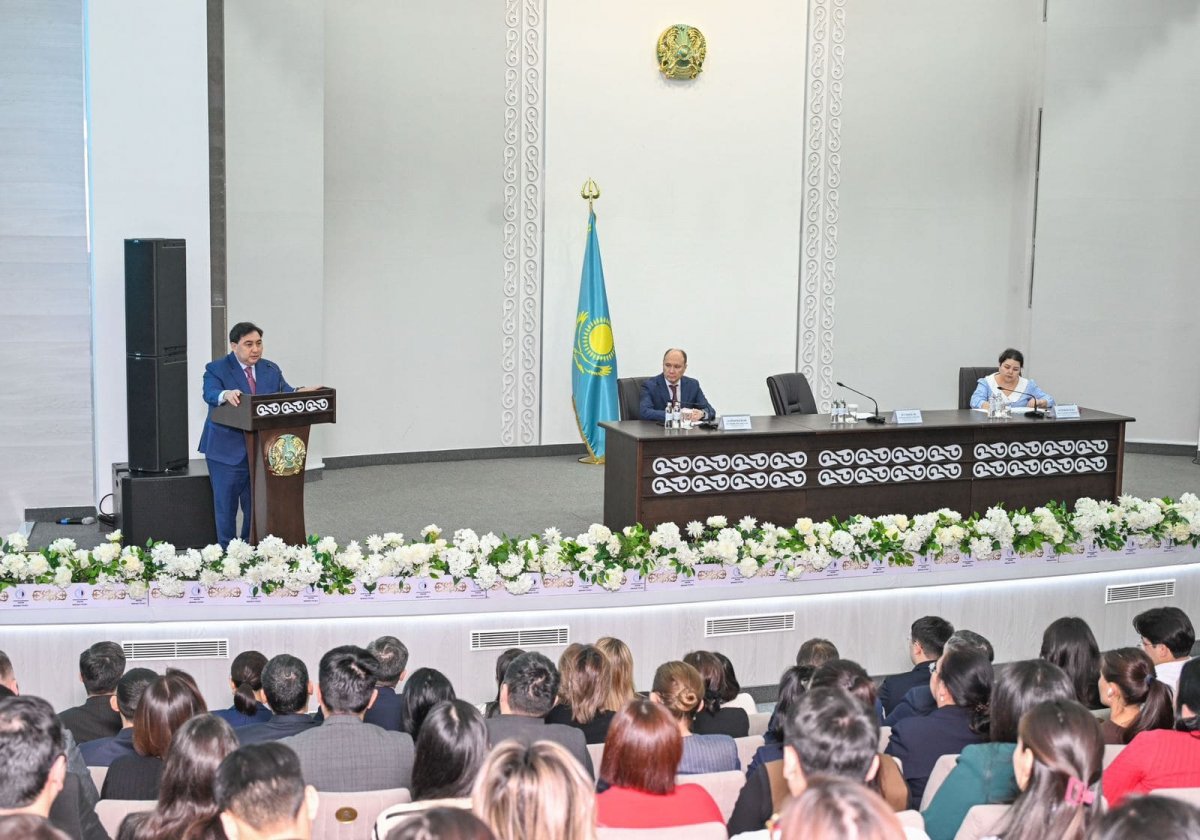 Приоритеты госслужбы – эффективность и доверие