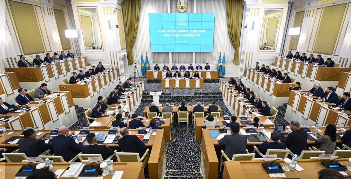 От инициатив граждан до экспертов: как создавался проект новой Конституции РК