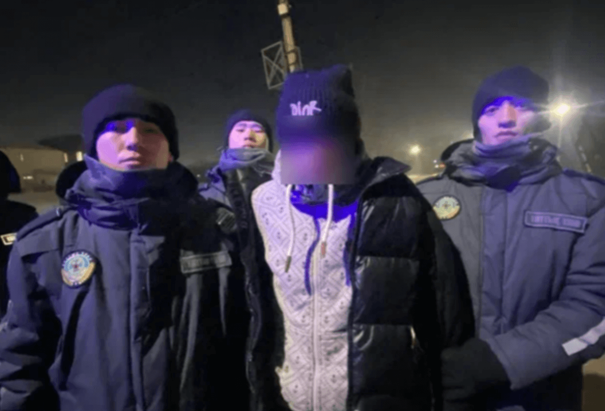 Гвардейцы во время патрулирования задержали подозреваемого по делу о наркотиках в Астане